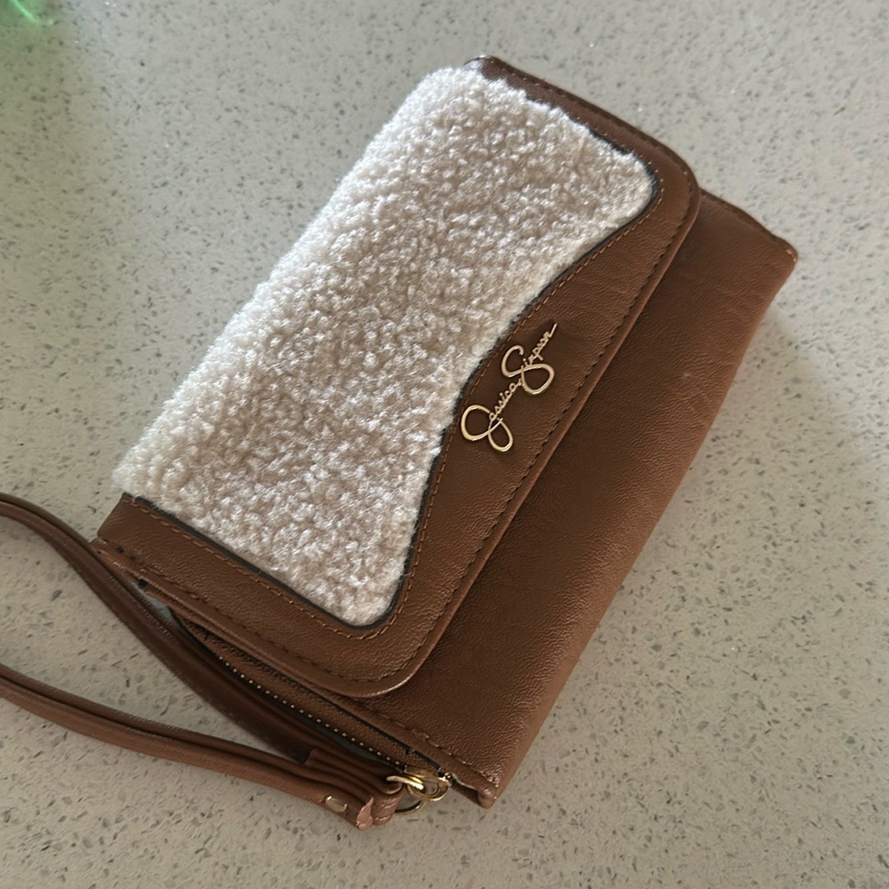 Jessica Simpson Sherpa Viena Tri Fold Wallet / wristlet